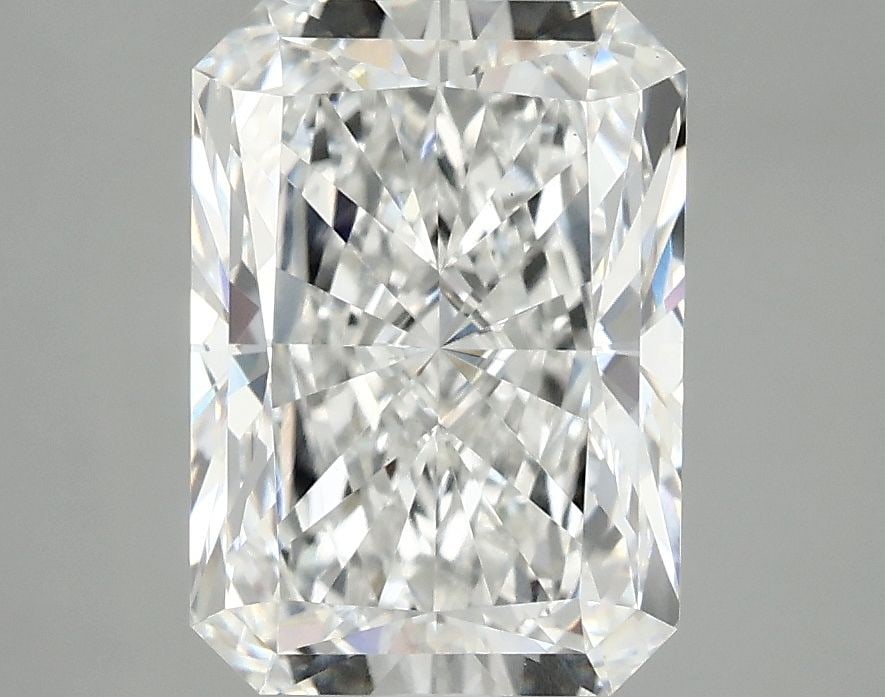 Loose Diamond - RADIANT 2.99ct E VS1: Loose Diamond - RADIANT 2.99ct E VS1 Source: This is a real non-mined Diamond that has been grown in a lab Shape: RADIANT Carats: 2.99 Color: E Clarity: VS1 Certification: IGI Video: Video Link