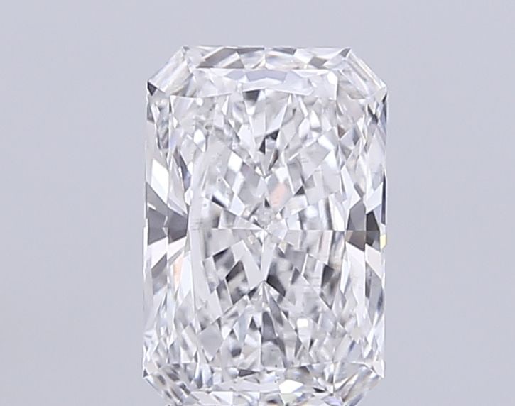 Loose Diamond - RADIANT 3.24ct E VS2: Loose Diamond - RADIANT 3.24ct E VS2 Source: This is a real non-mined Diamond that has been grown in a lab Shape: RADIANT Carats: 3.24 Color: E Clarity: VS2 Certification: IGI Video: