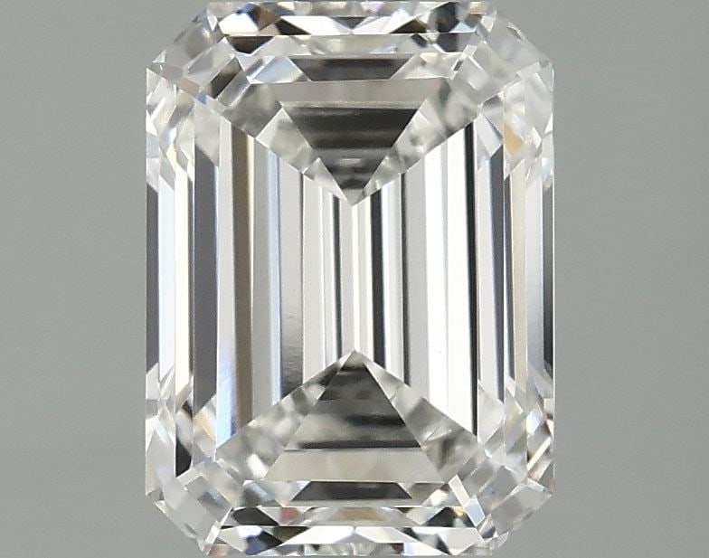 Loose Diamond - EMERALD 2.1ct E VVS2: Loose Diamond - EMERALD 2.1ct E VVS2 Source: This is a real non-mined Diamond that has been grown in a lab Shape: EMERALD Carats: 2.1 Color: E Clarity: VVS2 Certification: IGI Video: