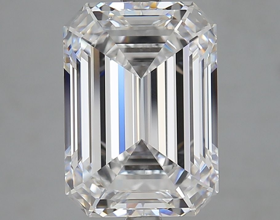 Loose Diamond - EMERALD 4.83ct D FL: Loose Diamond - EMERALD 4.83ct D FL Source: This is a real non-mined Diamond that has been grown in a lab Shape: EMERALD Carats: 4.83 Color: D Clarity: FL Certification: IGI Video: