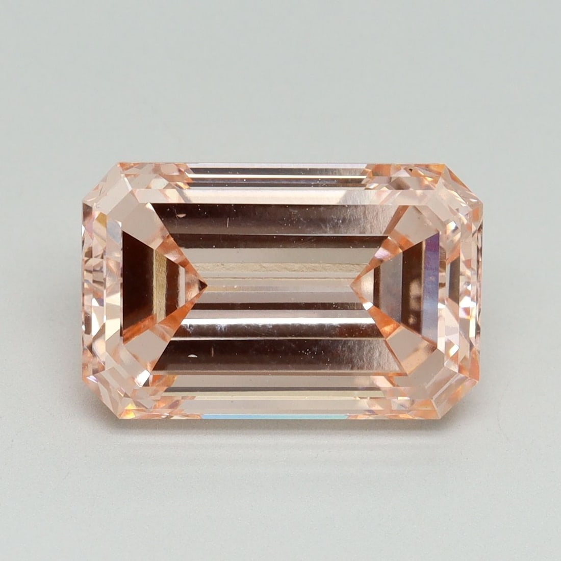 Loose Diamond - EMERALD 5.51ct Fancy Intense Pink VS2: Loose Diamond - EMERALD 5.51ct Fancy Intense Pink VS2 Source: This is a real non-mined Diamond that has been grown in a lab Shape: EMERALD Carats: 5.51 Color: Fancy Intense Pink Certification: IGI Vid