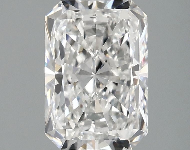 Loose Diamond - RADIANT 1.94ct E VS1: Loose Diamond - RADIANT 1.94ct E VS1 Source: This is a real non-mined Diamond that has been grown in a lab Shape: RADIANT Carats: 1.94 Color: E Clarity: VS1 Certification: IGI Video: