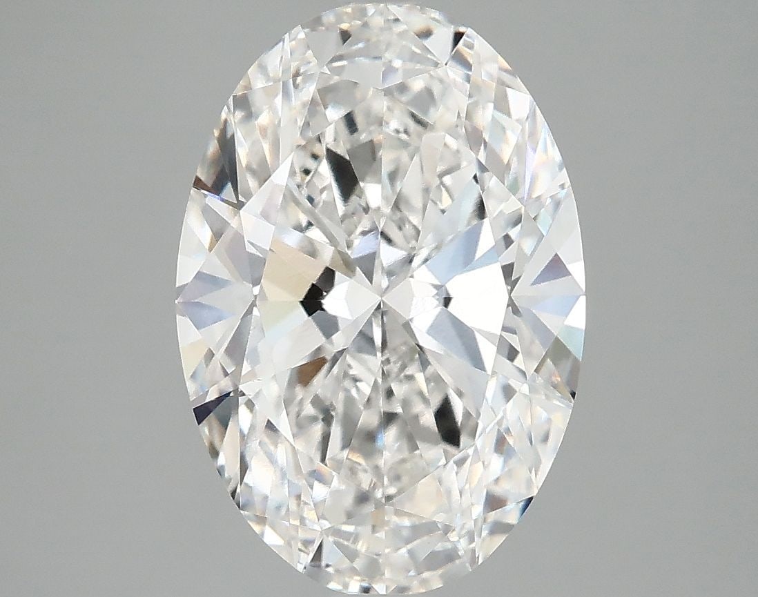 Loose Diamond - OVAL 4.04ct E VVS2: Loose Diamond - OVAL 4.04ct E VVS2 Source: This is a real non-mined Diamond that has been grown in a lab Shape: OVAL Carats: 4.04 Color: E Clarity: VVS2 Certification: IGI Video: