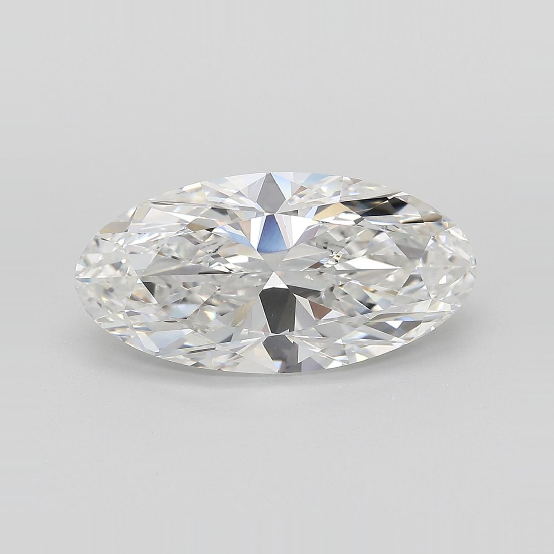 Loose Diamond - OVAL 5.02ct E VVS2: Loose Diamond - OVAL 5.02ct E VVS2 Source: This is a real non-mined Diamond that has been grown in a lab Shape: OVAL Carats: 5.02 Color: E Clarity: VVS2 Certification: IGI Additional images available 