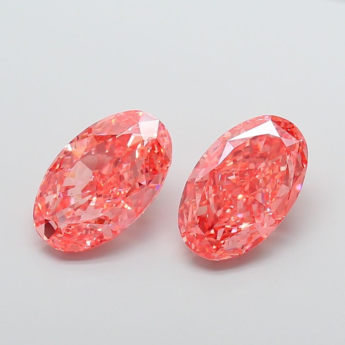 Loose Diamond - OVAL 5.01ct Fancy Vivid Pink VS2 (1 of 1)