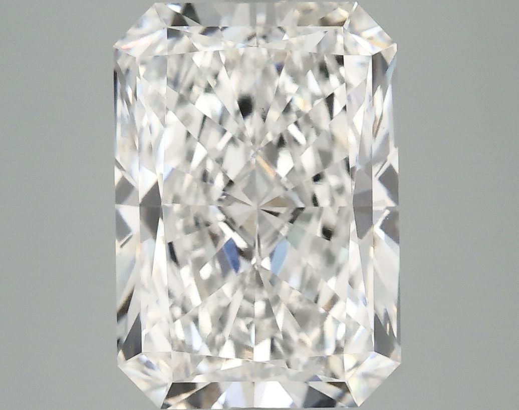 Loose Diamond - RADIANT 4.83ct F VS1: Loose Diamond - RADIANT 4.83ct F VS1 Source: This is a real non-mined Diamond that has been grown in a lab Shape: RADIANT Carats: 4.83 Color: F Clarity: VS1 Certification: IGI Video: