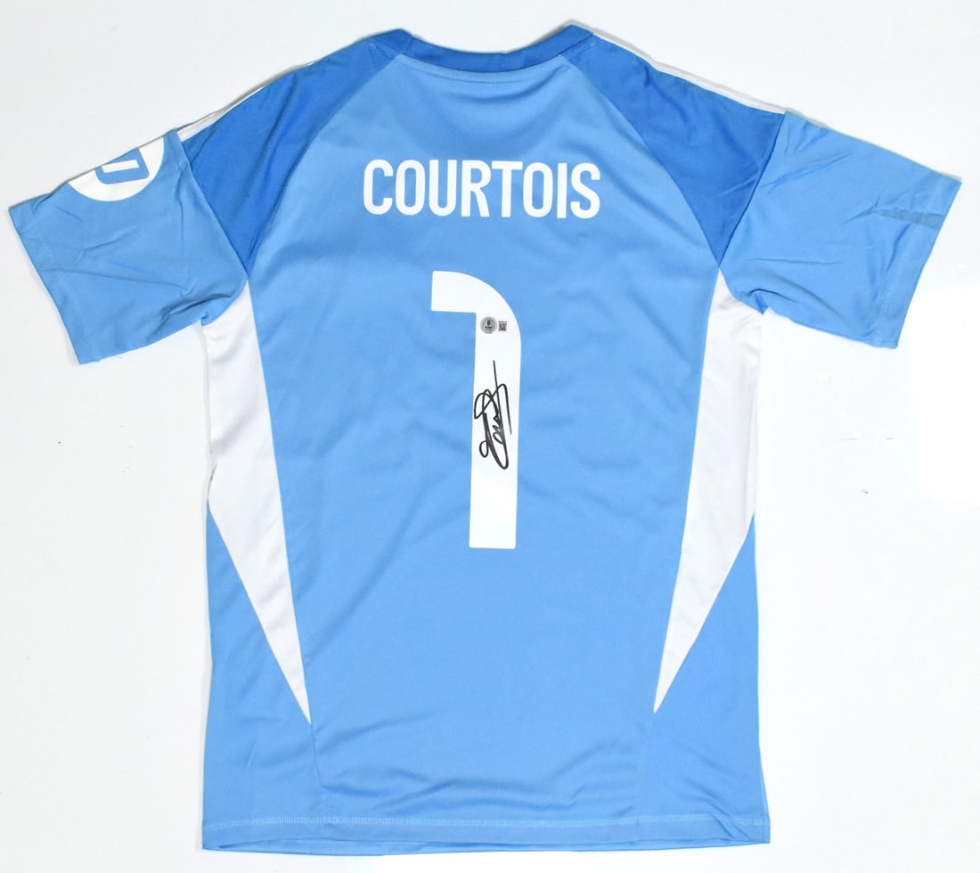 Real Madrid home jersey signed by Thibaut Courtois Beckett W Holo: Real Madrid home jersey signed by Thibaut Courtois Beckett W Holo This is a pre-owned Real Madrid home soccer jersey autographed by Thibaut Courtois, featuring his number 1. The jersey is an original 