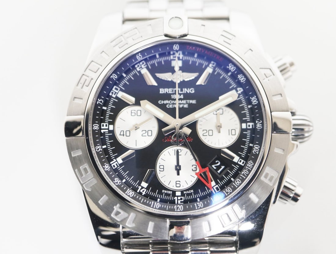 Breitling AB042011 BB56 Chronomat 44 GMT mens steel wristwatch (1 of 6)
