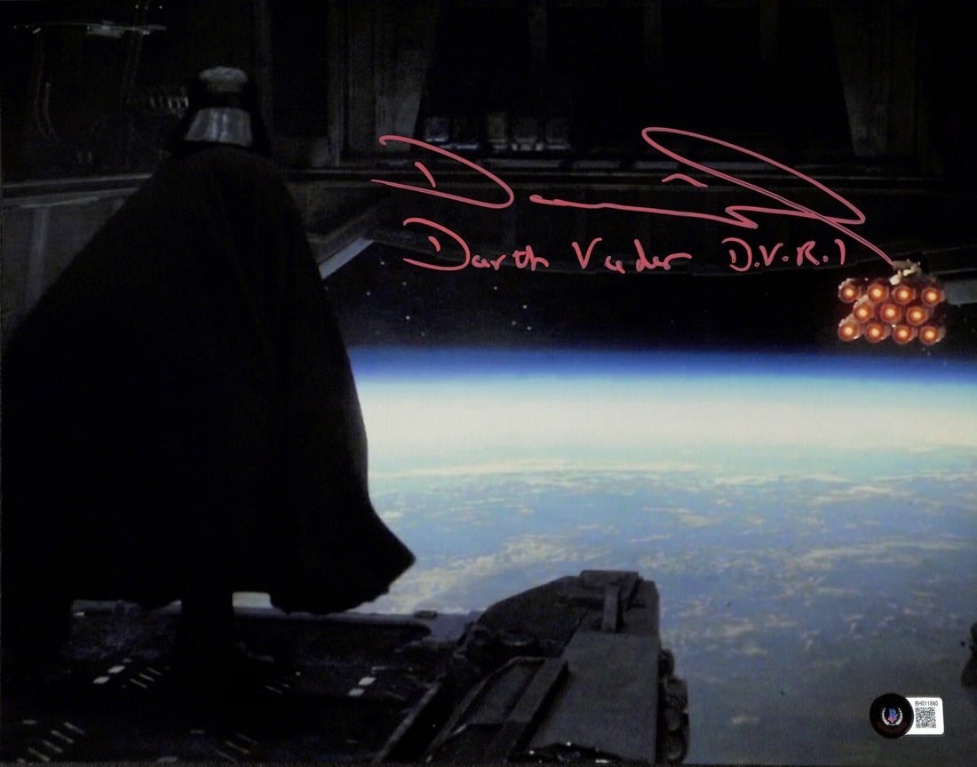 Daniel Naprous Signed Darth Vader Photo 11x14 Beckett Authenticated: Daniel Naprous Signed Darth Vader Photo 11x14 Beckett Authenticated This is a remarkable 11x14 color photograph featuring Daniel Naprous as Darth Vader in the film Rogue One. The photograph is autogra