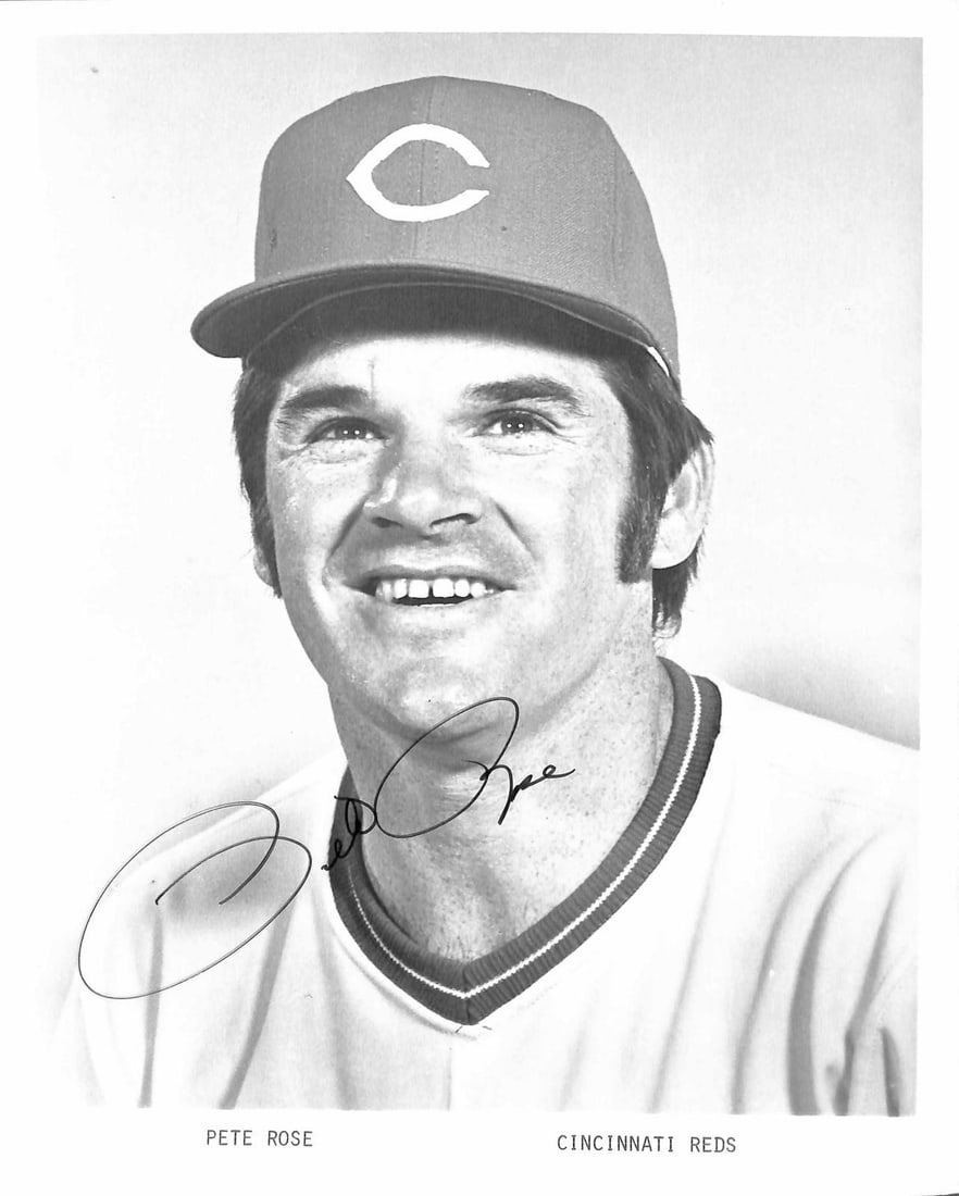 Pete Rose signed 8x10 Reds photo with Beckett LOA (1 of 1)
