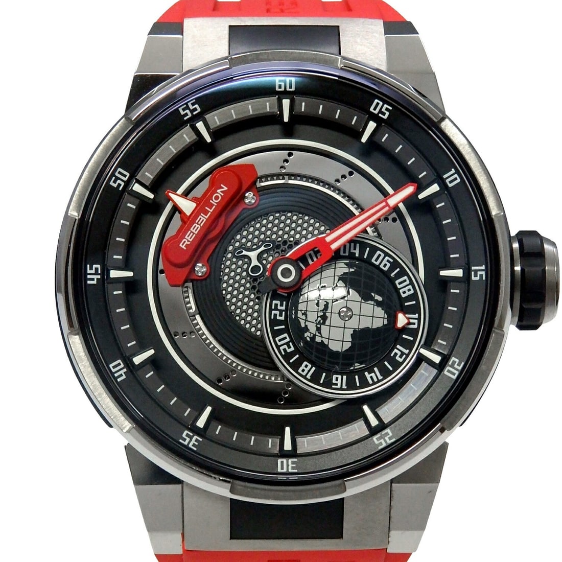 Rebellion Predator 2.0 GMT Titanium Mens Wristwatch Gray Dial: Rebellion Predator 2.0 GMT Titanium Mens Wristwatch Gray Dial Rebellion Predator 2.0 GMT men's wristwatch with a gray dial, automatic movement, and a titanium/rubber construction. This pre-owned Swiss