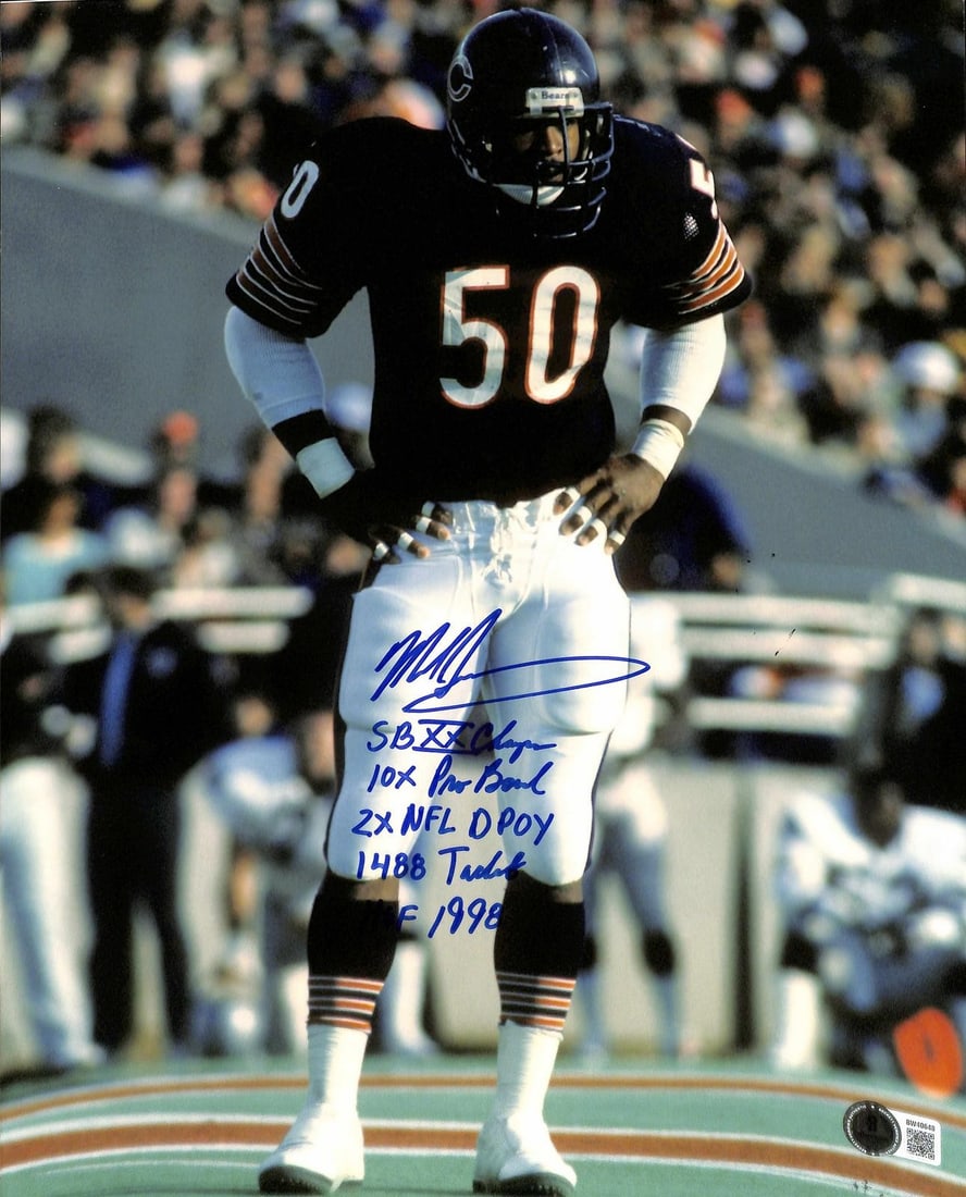 11x14 Chicago Bears photo signed by Mike Singletary Beckett: 11x14 Chicago Bears photo signed by Mike Singletary Beckett This 11x14 photograph features Chicago Bears legend Mike Singletary, hand-signed and inscribed with multiple career highlights. The image ca