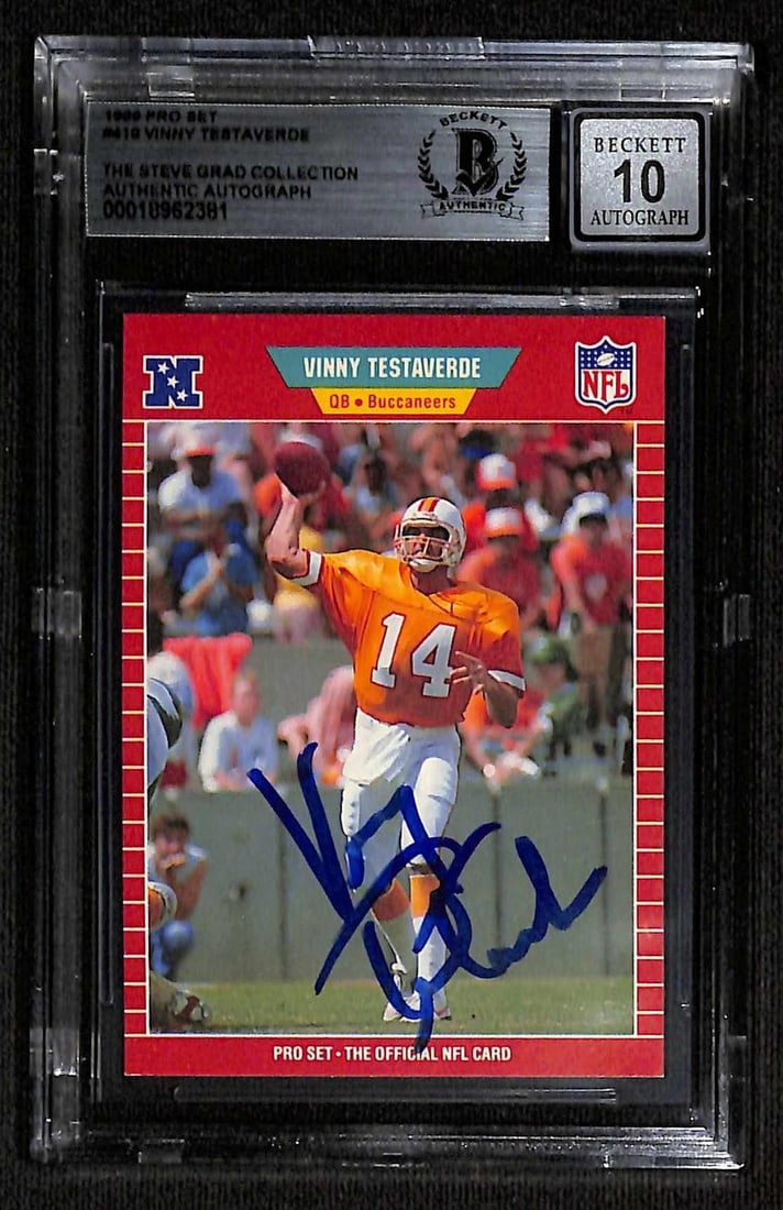 1989 Pro Set Vinny Testaverde Buccaneers autograph Beckett 10 card (1 of 1)