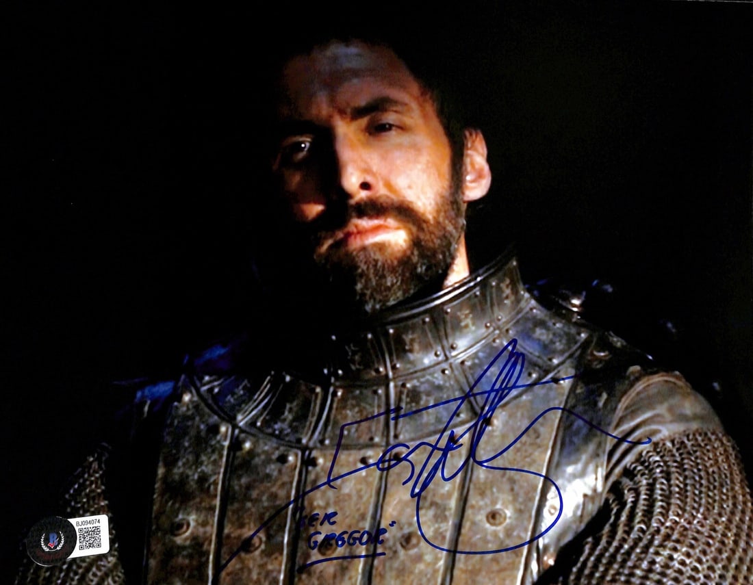 Ian Whyte Signed 8x10 Photograph Game of Thrones Beckett Authenticated: Ian Whyte Signed 8x10 Photograph Game of Thrones Beckett Authenticated This stunning 8x10 color photograph features the signature of Ian Whyte, renowned for his roles as a White Walker and Ser Gregor 