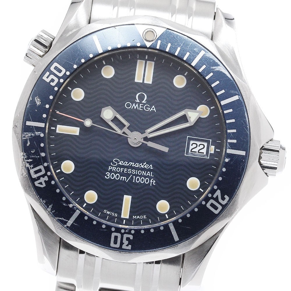 OMEGA Seamaster 300 Quartz Wristwatch Ref 2561.80 Date Unisex: OMEGA Seamaster 300 Quartz Wristwatch Ref 2561.80 Date Unisex Pre-owned OMEGA Seamaster 300 quartz wristwatch with date display. This unisex model features a navy dial and stainless steel case and bra