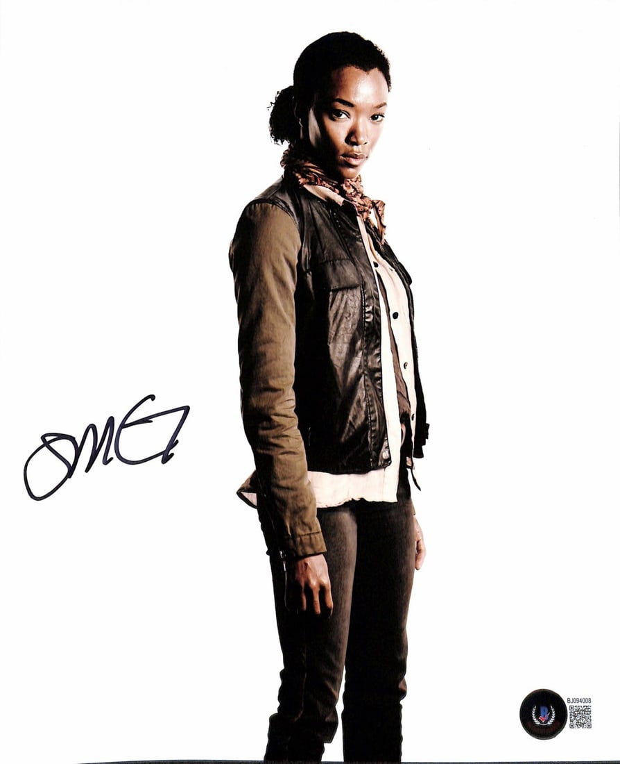 Sonequa Martin-Green Signed 8x10 Photo The Walking Dead Beckett Authenticated: Sonequa Martin-Green Signed 8x10 Photo The Walking Dead Beckett Authenticated This is an autographed 8x10 color photograph of Sonequa Martin-Green, known for her role as Sasha Williams in the acclaime