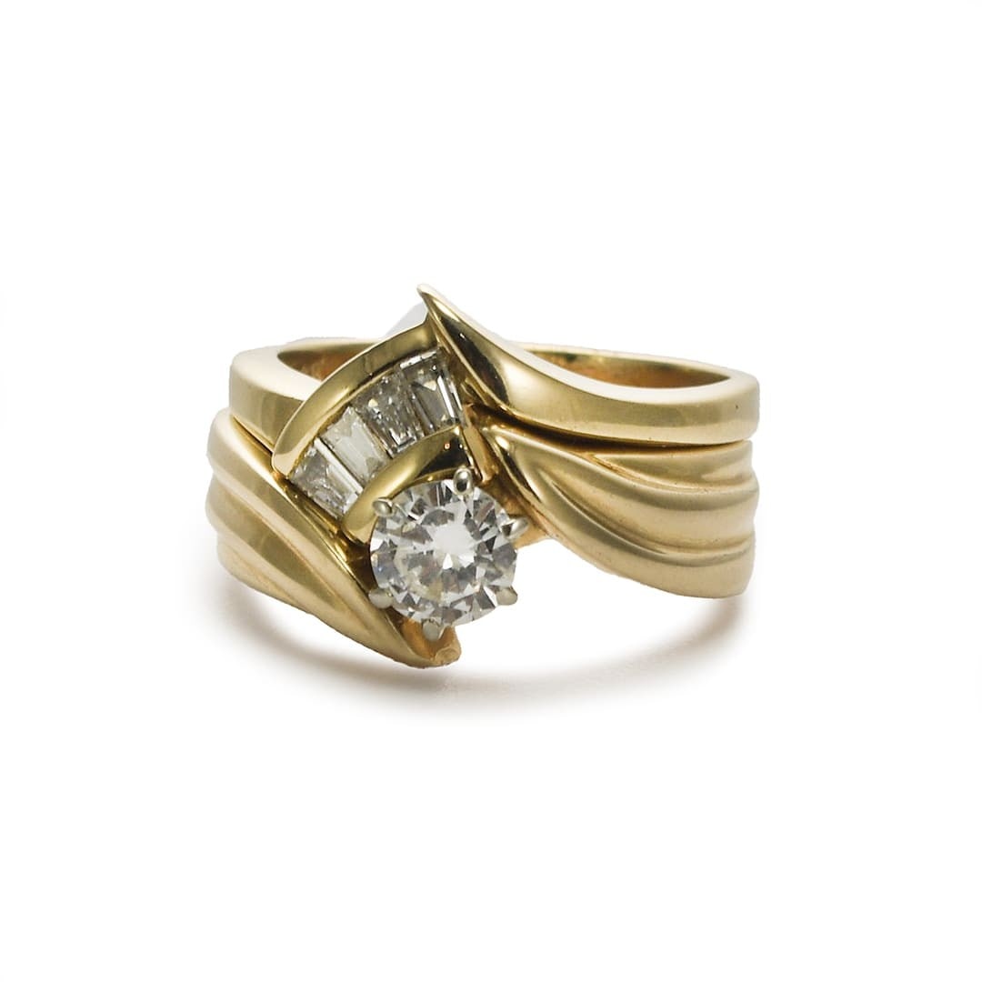 14k Yellow Gold Bridal Ring Set with 5 Diamonds 0.90 cts Size 5.75 (1 of 8)
