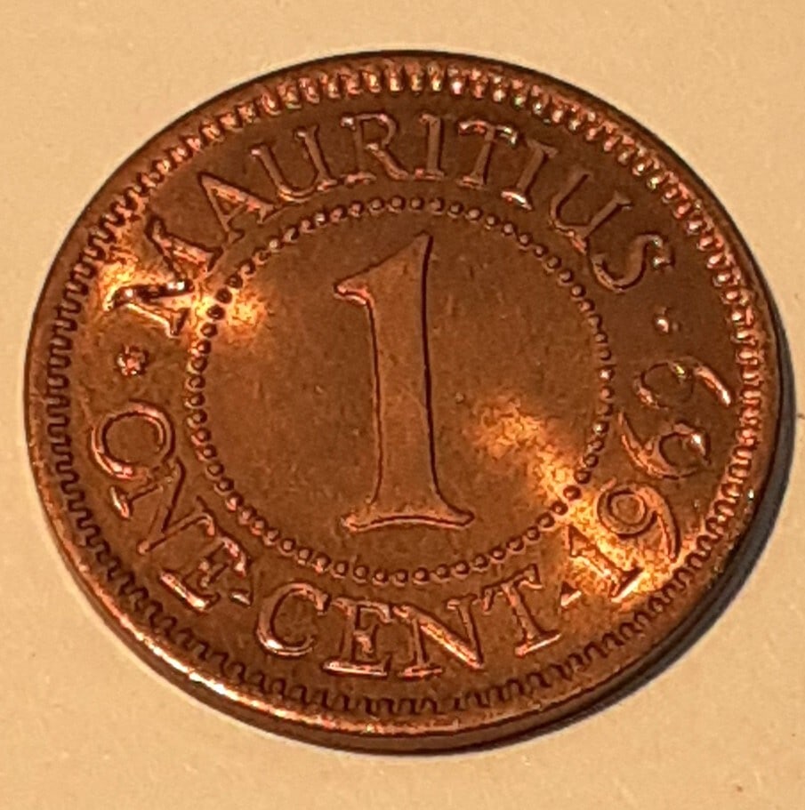 Roll of 30 Uncirculated 1969 Mauritius 1 Cent Bronze Coins Queen Elizabeth II (1 of 3)