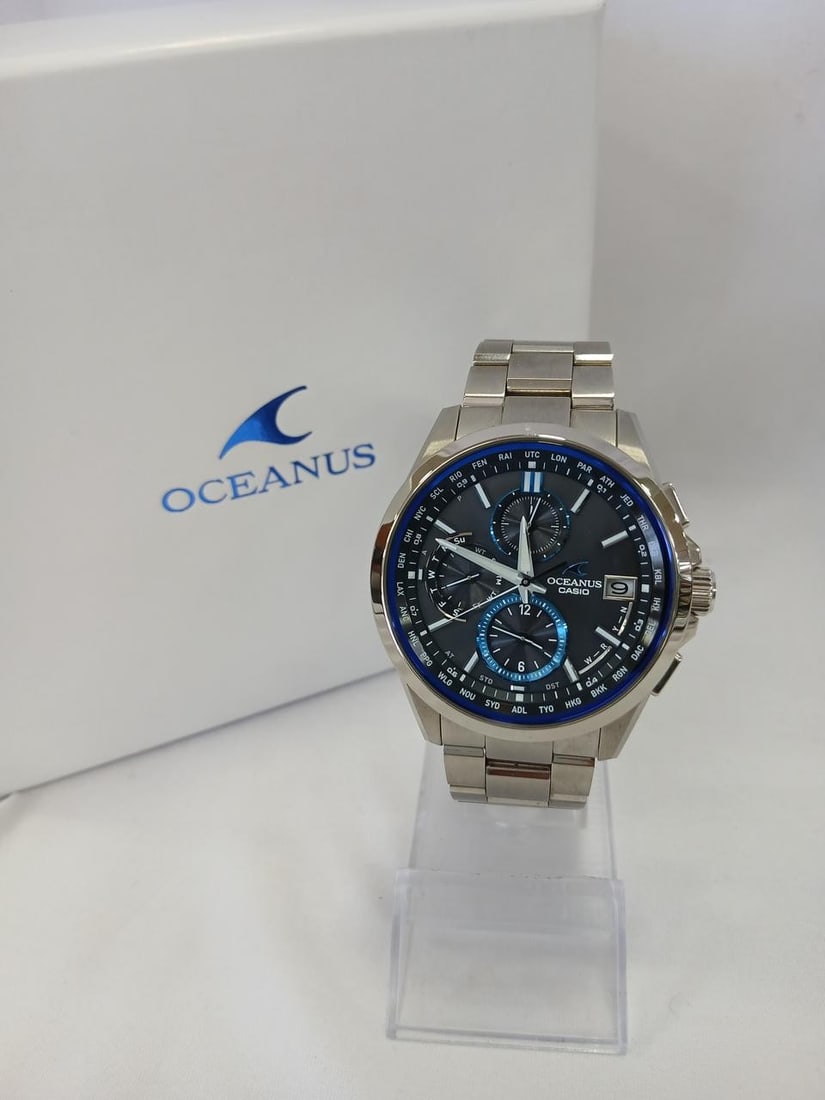 CASIO OCW-T2600 Oceanus titanium men's solar radio-controlled wristwatch: CASIO OCW-T2600 Oceanus titanium men's solar radio-controlled wristwatch Casio Oceanus Classic Line titanium wristwatch for men, model OCW-T2600. It features a solar-powered radio-controlled movement 