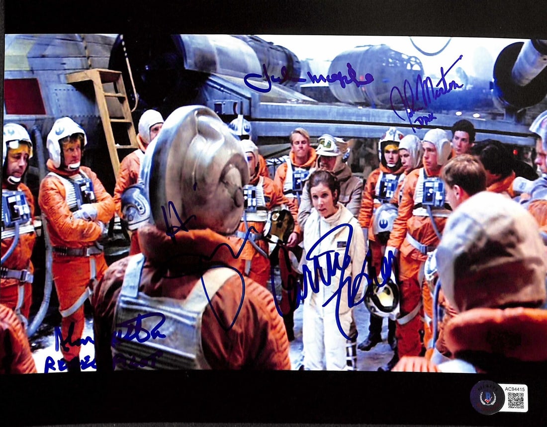 Star Wars ESB Hoth Rebel Briefing 8x10 Signed Photo 5 Autographs Beckett LOA: Star Wars ESB Hoth Rebel Briefing 8x10 Signed Photo 5 Autographs Beckett LOA This rare autographed 8x10 photo captures the iconic Rebel Briefing scene on Hoth from Star Wars: The Empire Strikes Back. 