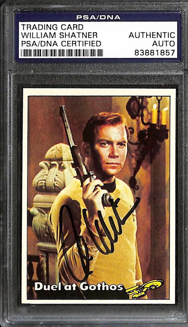 William Shatner Signed 1976 Topps Star Trek Duel at Gothos PSA/DNA Certified Card: William Shatner Signed 1976 Topps Star Trek Duel at Gothos PSA/DNA Certified Card This is a remarkable 1976 Topps Star Trek trading card featuring the legendary Captain James T. Kirk, signed by Willia