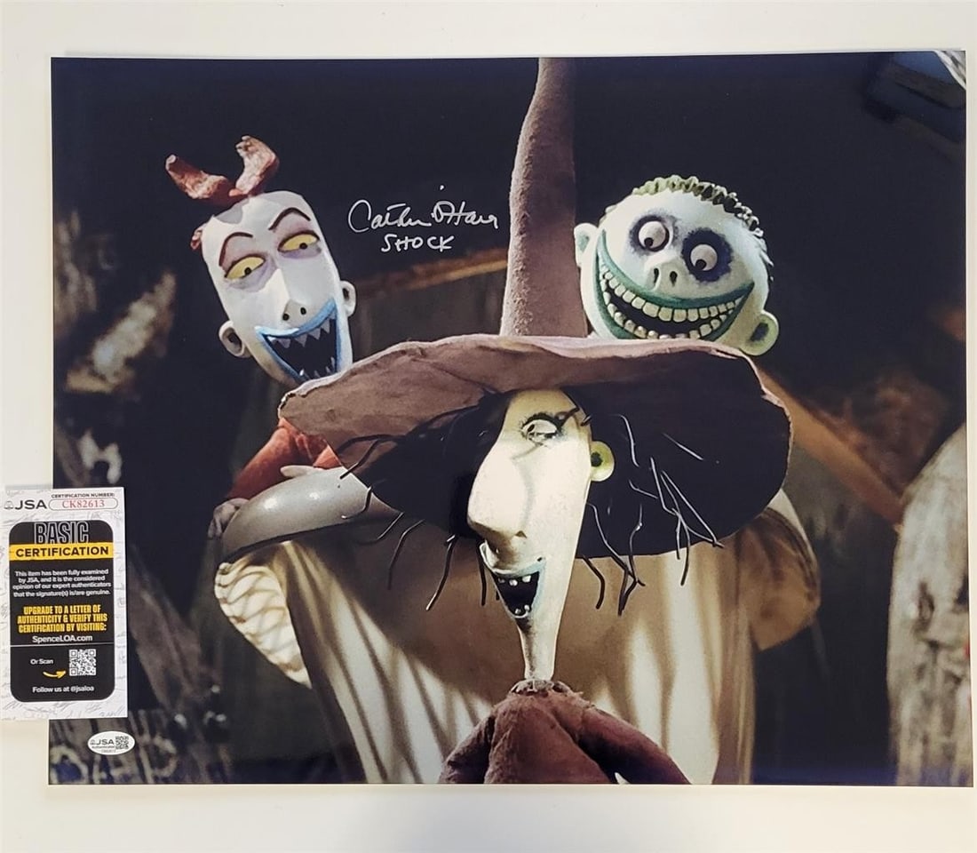Nightmare Before Christmas 16x20 Photo Signed by Catherine O'Hara JSA Authenticated: Nightmare Before Christmas 16x20 Photo Signed by Catherine O'Hara JSA Authenticated This original 16x20 photograph from The Nightmare Before Christmas features a signature by Catherine O'Hara, who voi