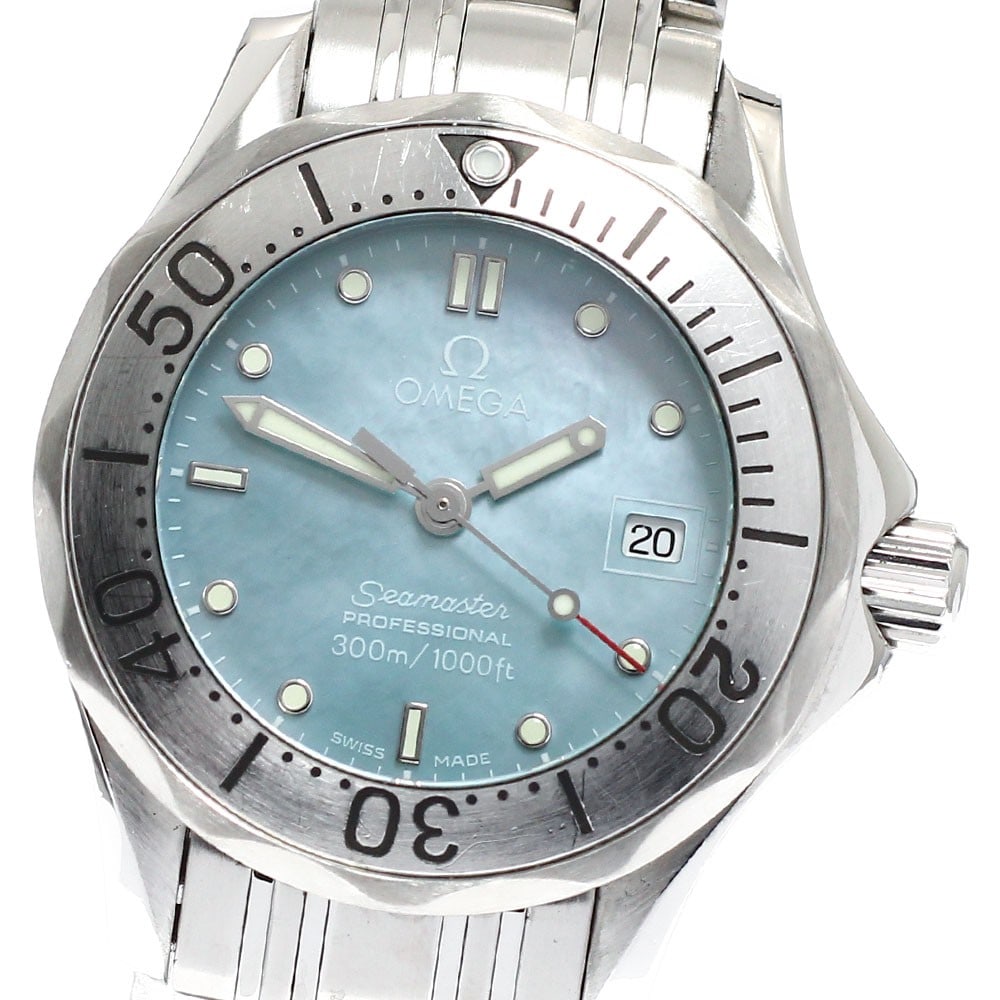 OMEGA Seamaster 300 Date Quartz Womens Wristwatch Ref 2085.71: OMEGA Seamaster 300 Date Quartz Womens Wristwatch Ref 2085.71 OMEGA Seamaster 300 Date women's wristwatch, reference 2085.71, made in Switzerland. It features a stainless steel case and stainless stee