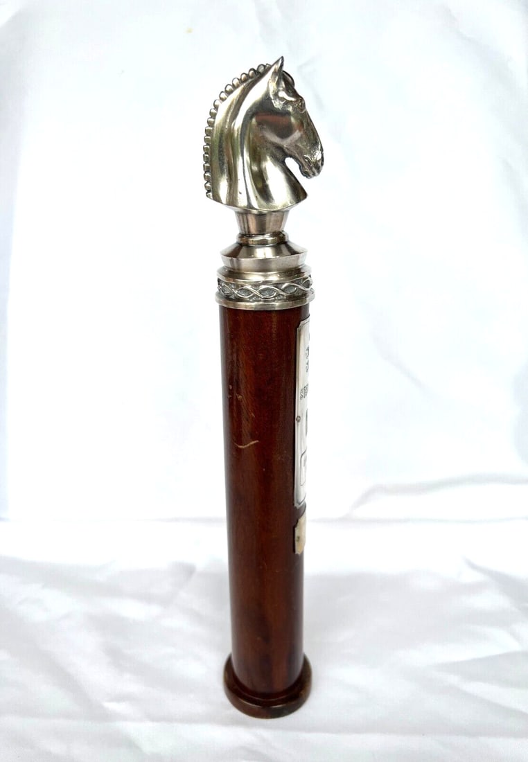 Gregory Peck Honorary Award Bronze Silver Wood with COA: Gregory Peck Honorary Award Bronze Silver Wood with COA This remarkable award from the Estate of Gregory Peck was presented to him by "The Grand Order of Showman." It is an honorary title recognizing 