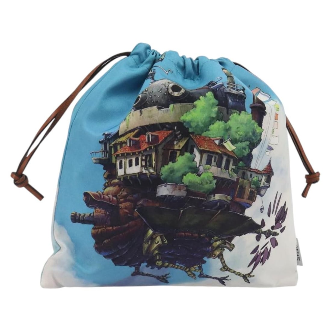 Blue Nylon Pouch LOEWE Howl's Moving Castle: Blue Nylon Pouch LOEWE Howl's Moving Castle Studio Ghibli Howl's Moving Castle pouch in blue nylon. This women's pouch is made in Portugal and is presented without the original item box or dust bag; o