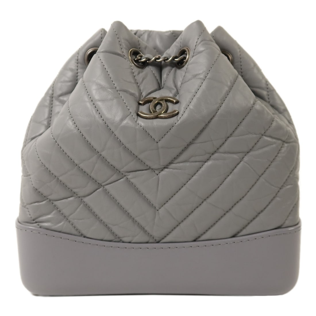CHANEL Gabrielle A94485 gray calfskin chain backpack (1 of 13)