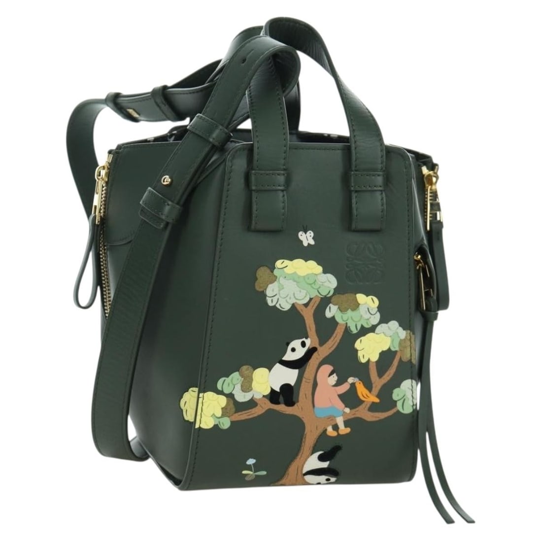 LOEWE Hammock Compact 2way Leather Handbag Green Gold: LOEWE Hammock Compact 2way Leather Handbag Green Gold Compact LOEWE Hammock 2-way handbag in green leather with gold-tone accents. Made in Spain, this women's bag includes a top handle and shoulder st