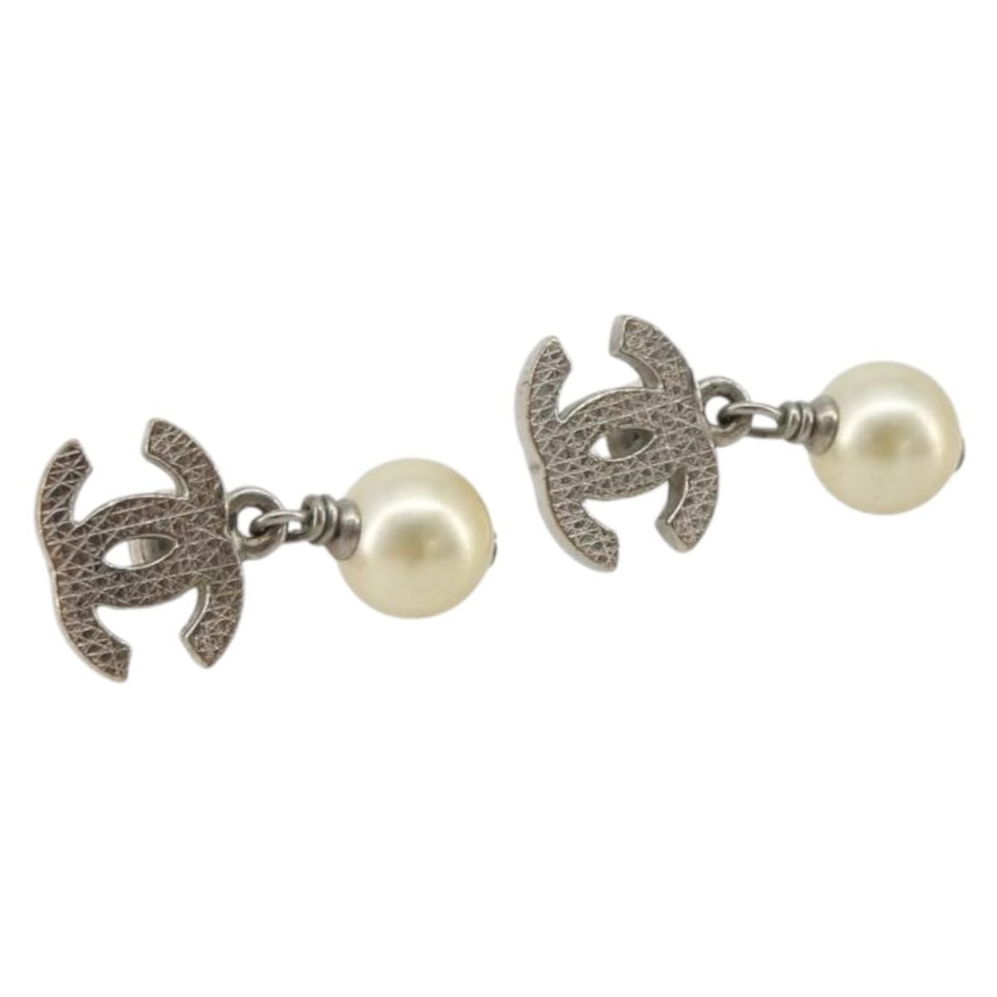 CHANEL Coco Mark Silver Metal CC Earrings France (1 of 13)