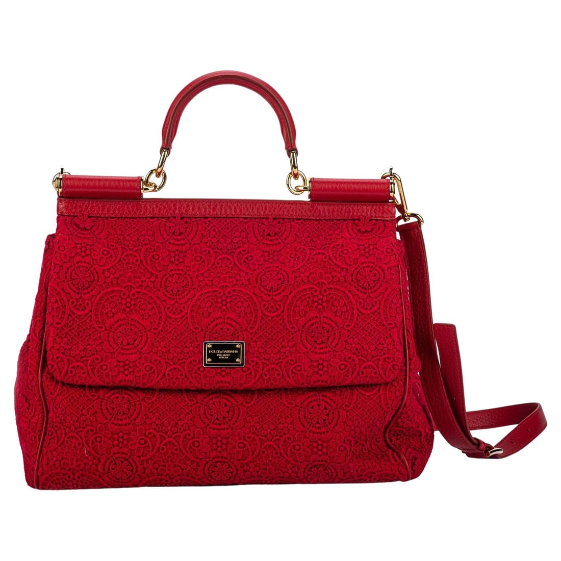 Dolce & Gabbana Large Red Macrame Bag with ID Card: Dolce & Gabbana Large Red Macrame Bag with ID Card This Dolce & Gabbana large red macrame bag is a stunning accessory that combines style with practicality. Made in Italy, it features an adjustable an