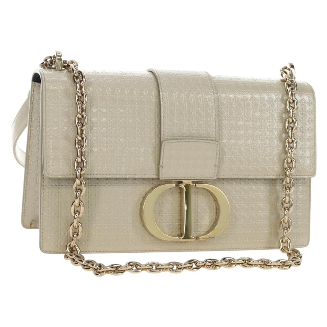 Christian Dior 30 Montaigne patent leather chain flap handbag beige: Christian Dior 30 Montaigne patent leather chain flap handbag beige Christian Dior 30 Montaigne Chain Flap Micro Cannage bag in beige patent leather. Made in Italy, this female-style model features th