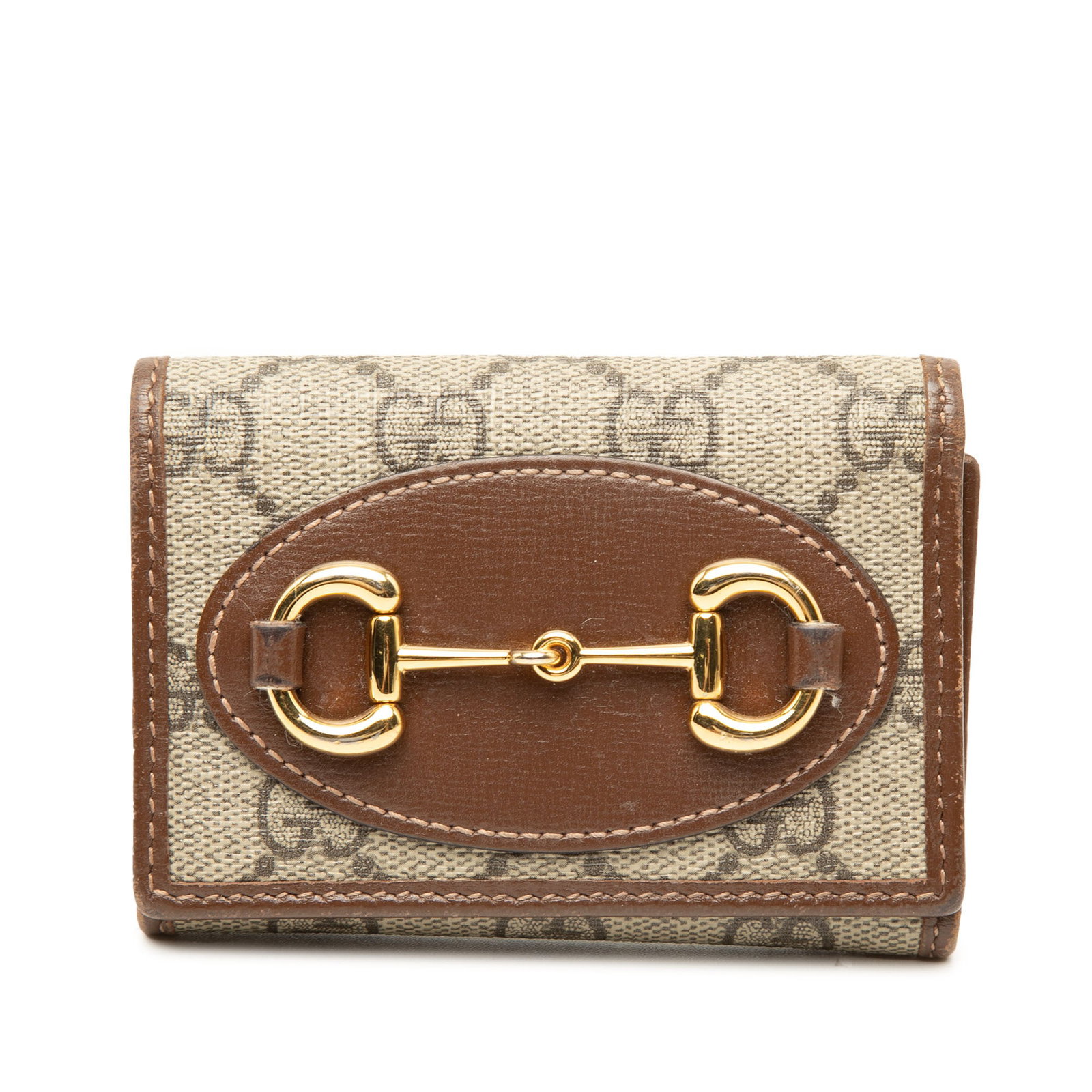Gucci Horsebit 1955 GG Supreme Trifold Wallet Beige: Gucci Horsebit 1955 GG Supreme Trifold Wallet Beige Gucci GG Supreme Horsebit 1955 Trifold Wallet in beige, made in Italy. It features a coated canvas body with leather trim, a zip coin compartment, t