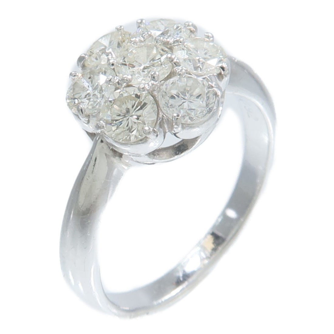 Pt900 Platinum Diamond Ring US 4.5 0.92ct: Pt900 Platinum Diamond Ring US 4.5 0.92ct Diamond ring made of Pt900 platinum with diamond accents. The ring is size US 4.5 and features a clear color presentation. It has a ring width of 2 mm and a m