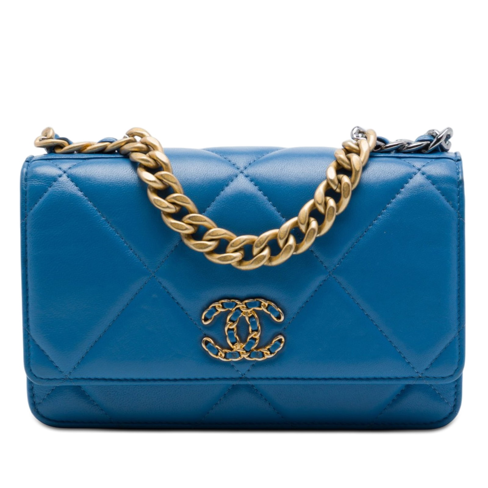 Chanel 19 Wallet On Chain Blue Quilted Lambskin Bag: Chanel 19 Wallet On Chain Blue Quilted Lambskin Bag Chanel 19 Wallet on Chain in quilted lambskin leather with a blue finish. This bag features a curb chain handle, a leather-woven chain strap, a fron