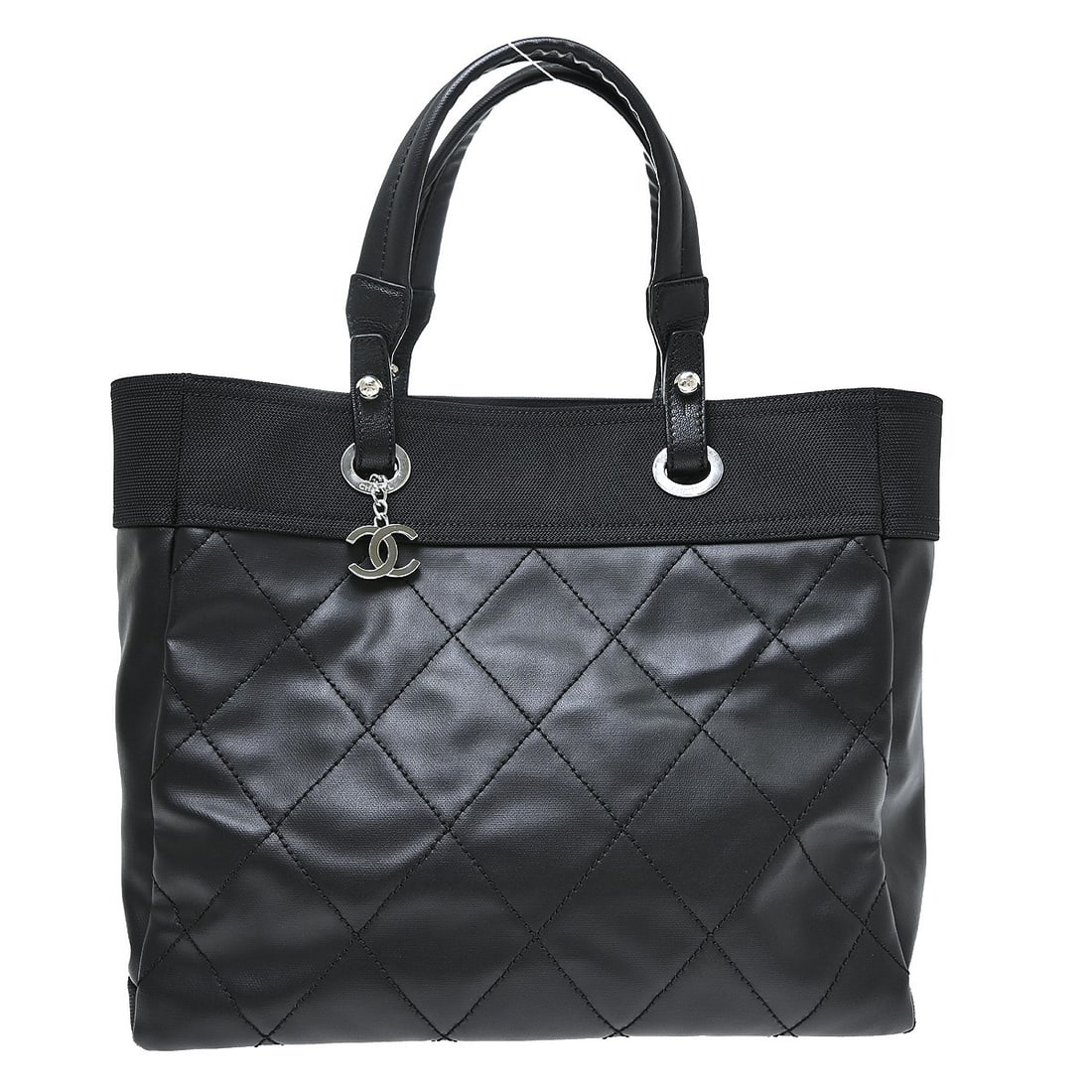 Chanel Biarritz black canvas tote bag: Chanel Biarritz black canvas tote bag Chanel Biarritz Tote in black canvas. This tote bag features a quilted design and is presented in very good overall condition, with the interior also noted to be 