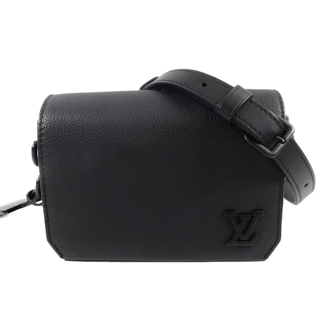 Louis Vuitton M82085 LV Fastline calfskin wearable wallet bag black (1 of 16)