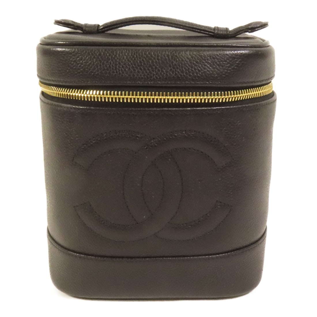 CHANEL CC Vintage Vanity Case Handbag Black Calfskin Gold Tone: CHANEL CC Vintage Vanity Case Handbag Black Calfskin Gold Tone Vintage CHANEL vanity case handbag in black calfskin (cowhide) leather with a black frame color. It is described as a women's regular-siz