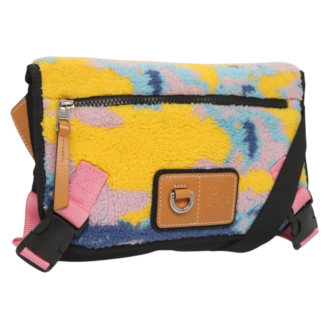 LOEWE Anagram Wool Shoulder Bag Black Silver Small Messenger: LOEWE Anagram Wool Shoulder Bag Black Silver Small Messenger LOEWE Anagram small messenger shoulder bag in black and silver wool, made in Spain. This women's shoulder bag features a compact silhouette