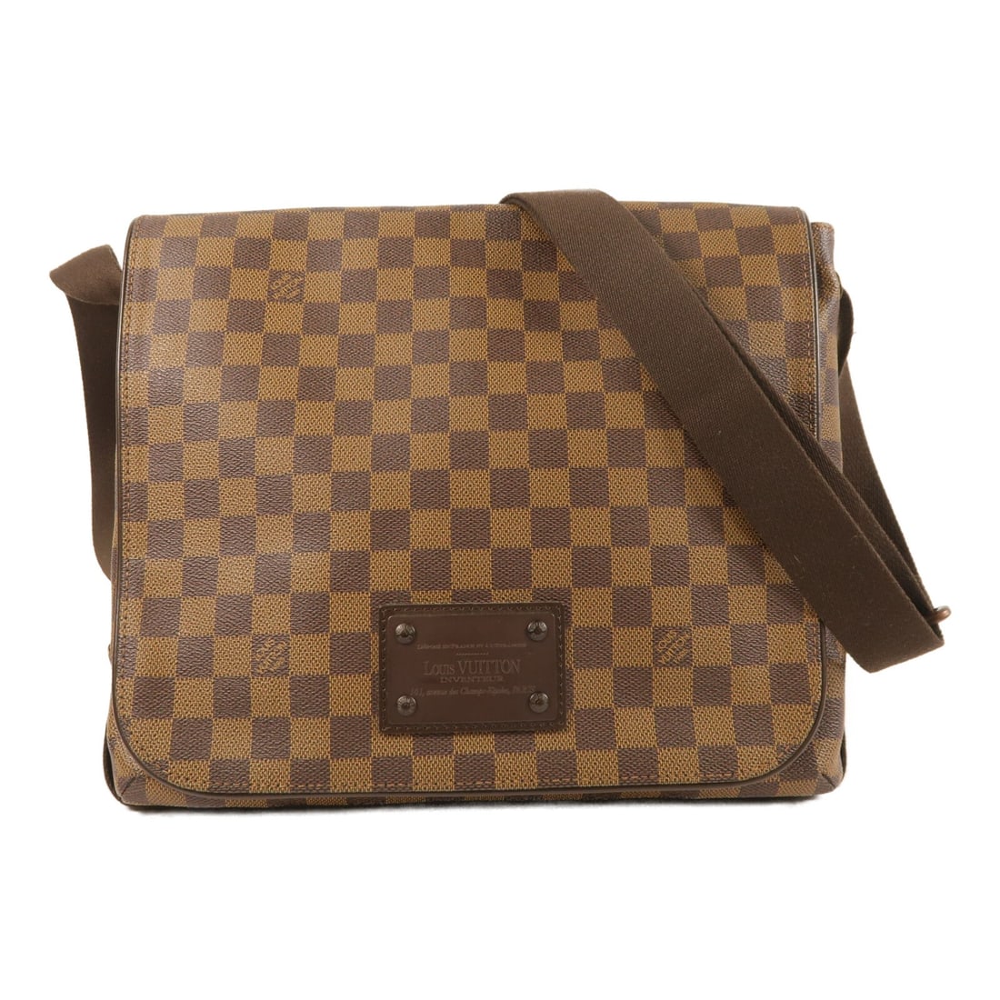 Louis Vuitton Brooklyn MM N51211 Damier Ebene Messenger Bag: Louis Vuitton Brooklyn MM N51211 Damier Ebene Messenger Bag Louis Vuitton Brooklyn MM shoulder messenger bag in Damier PVC coated canvas with a brown and Ebene colorway. This unisex bag features a mag