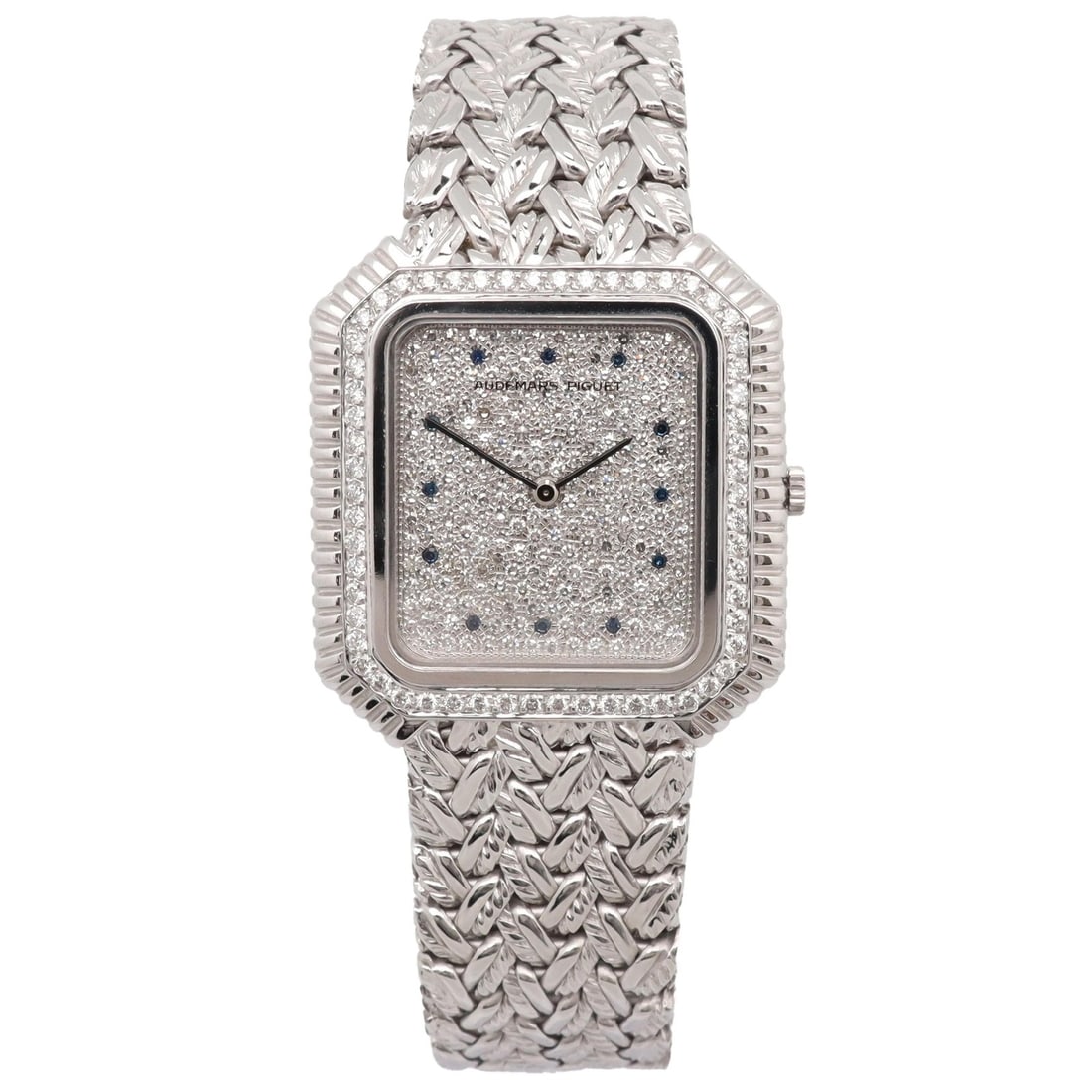 Audemars Piguet Haute Joaillerie ultra thin 18K white gold wristwatch: Audemars Piguet Haute Joaillerie ultra thin 18K white gold wristwatch Vintage Audemars Piguet Haute Joaillerie ultra-thin wristwatch in 18K white gold with a hand-wound movement. This unisex luxury wa