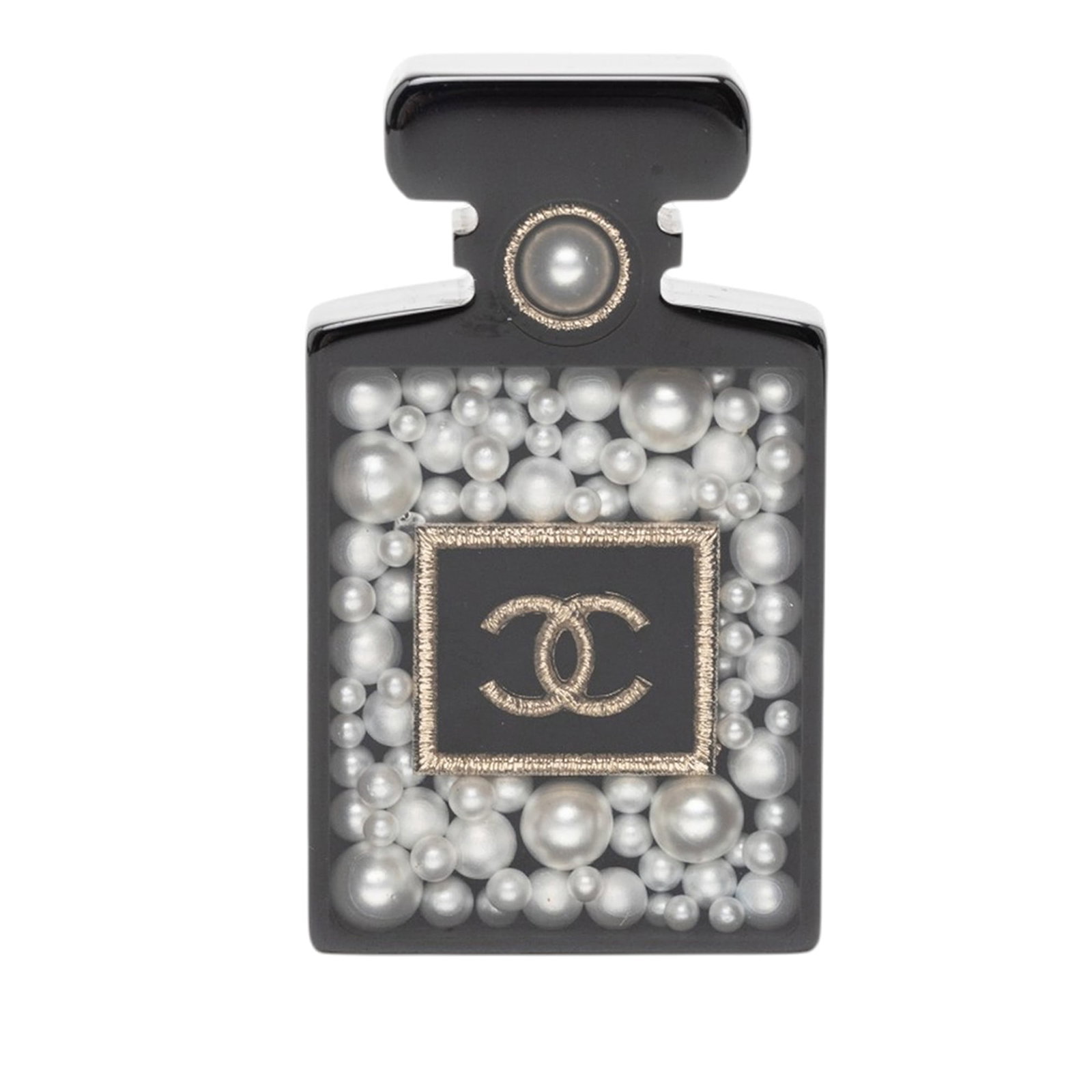 Chanel CC faux pearl perfume bottle brooch pin: Chanel CC faux pearl perfume bottle brooch pin This Chanel CC Perfume Bottle Pin Brooch features a resin body accented with faux pearl details, designed in the shape of a perfume bottle. It is finishe