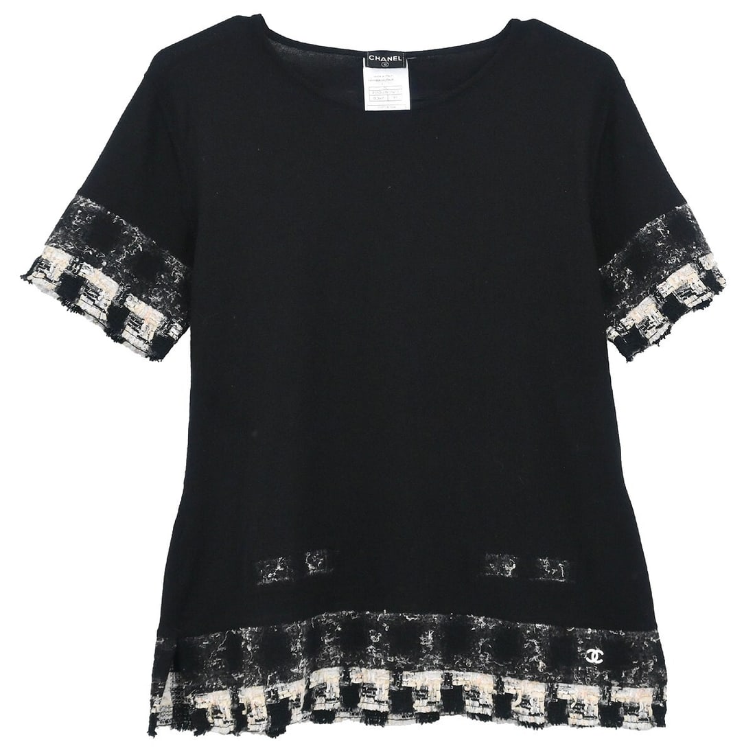 CHANEL Cashmere Knit Short Sleeve Top Black Size 40: CHANEL Cashmere Knit Short Sleeve Top Black Size 40 Black Chanel short sleeve knit top in 100% cashmere with a round neckline and regular fit. Made in Italy, this women's top is styled for casual wear
