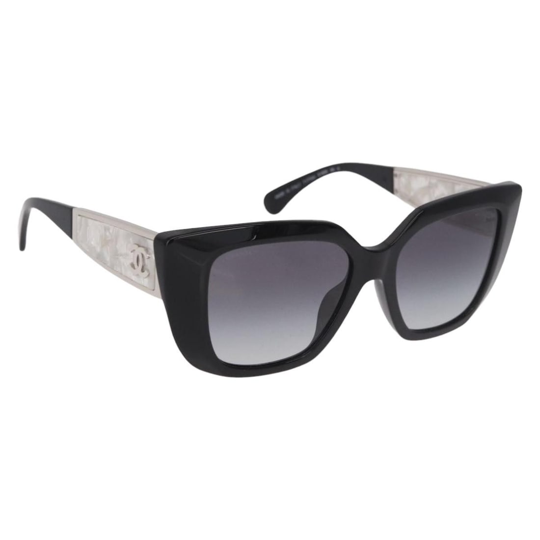 CHANEL Black Metal Sunglasses with Case Italy 189755M: CHANEL Black Metal Sunglasses with Case Italy 189755M Authentic CHANEL women's sunglasses in black metal with signature CC styling. Made in Italy, this pair includes a sunglass case. Condition is AB /