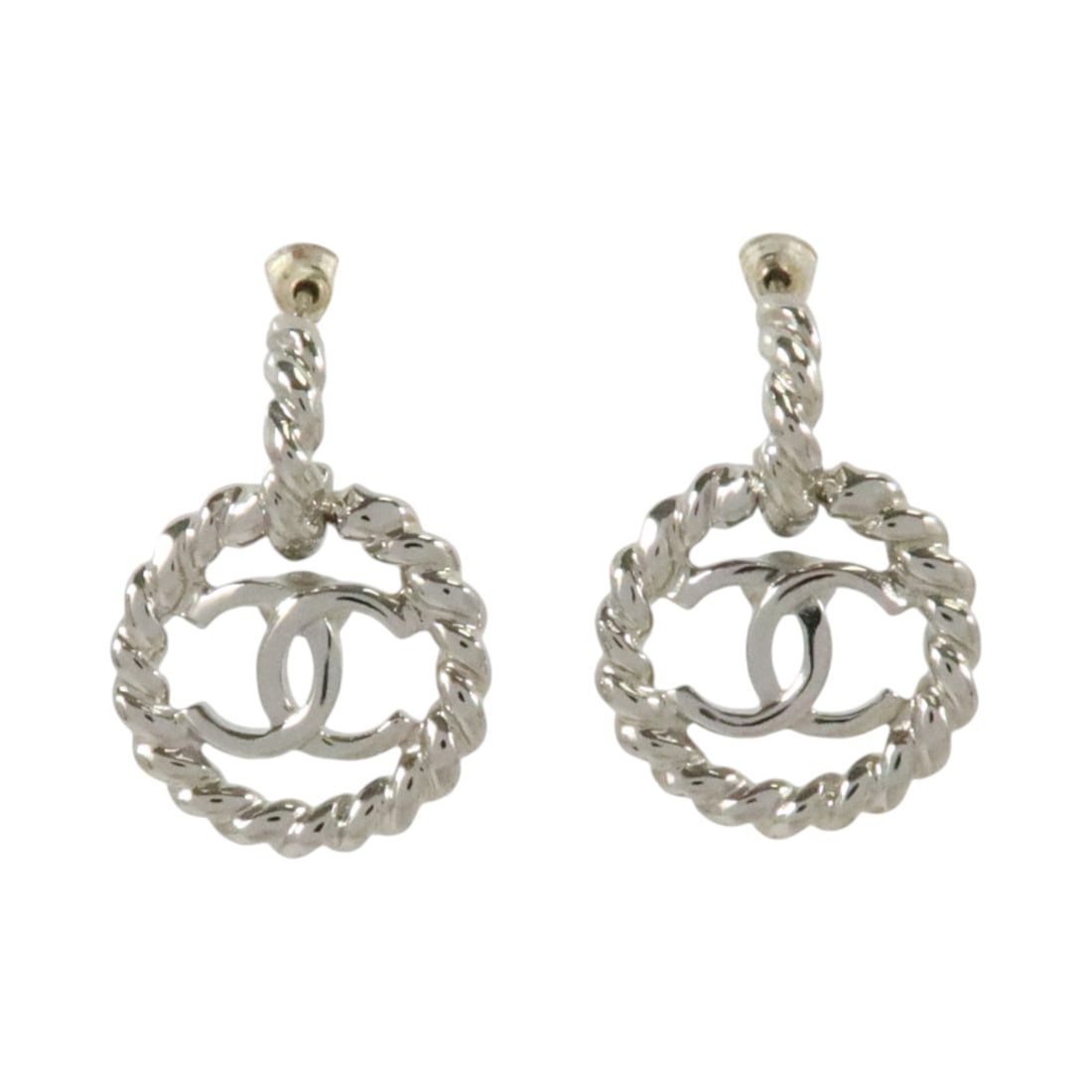 CHANEL L25 C CC Pierced Earrings Silver Tone Metal Box: CHANEL L25 C CC Pierced Earrings Silver Tone Metal Box CHANEL CC pierced earrings in silver-tone metal with the L25/C date code. This women's pair features the classic CC design and includes a storage