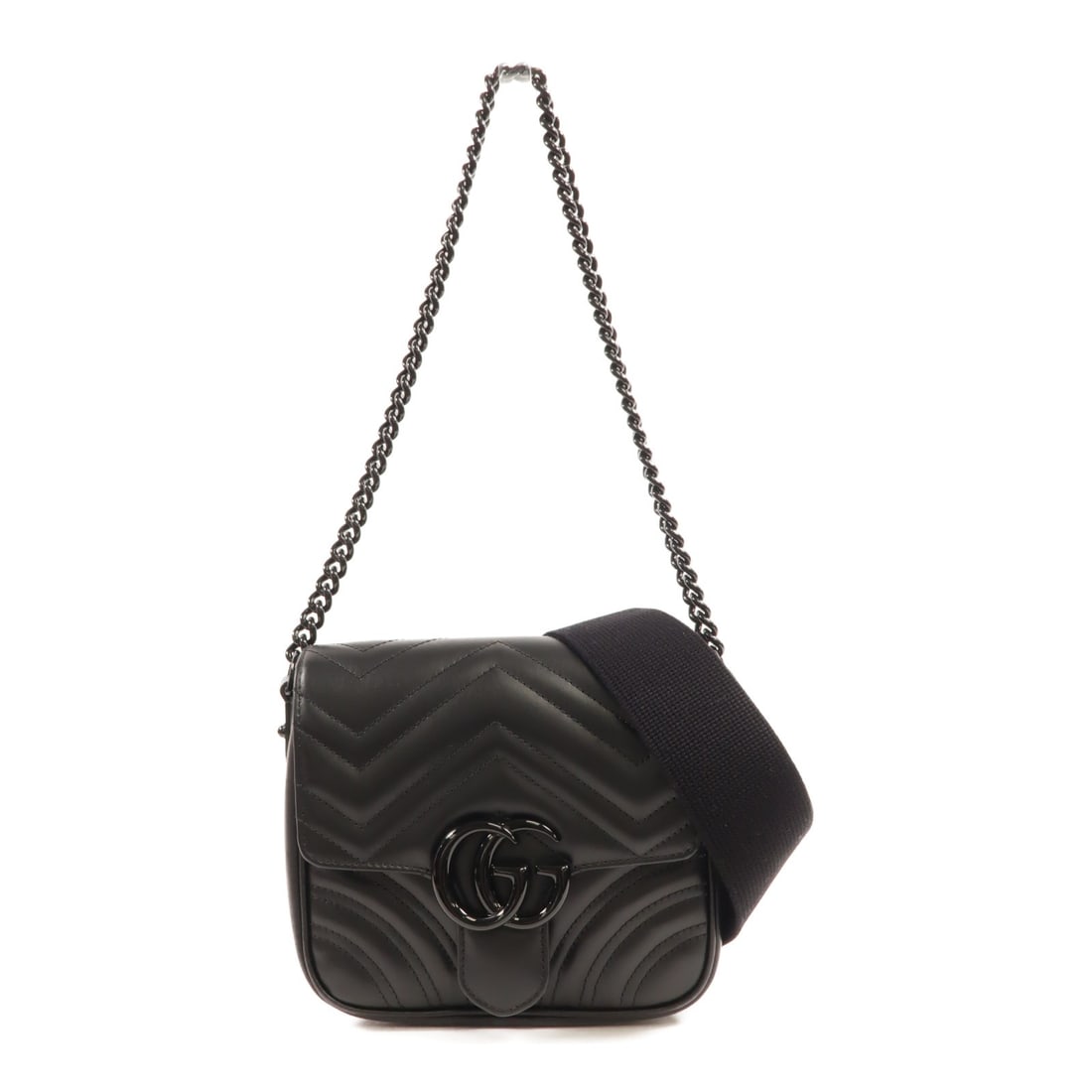Gucci GG Marmont calfskin 2way shoulder bag black model 739681: Gucci GG Marmont calfskin 2way shoulder bag black model 739681 GUCCI GG Marmont 2way Shoulder Bag in black calfskin leather. This bag features a flap pocket, comes with a shoulder strap and storage ba