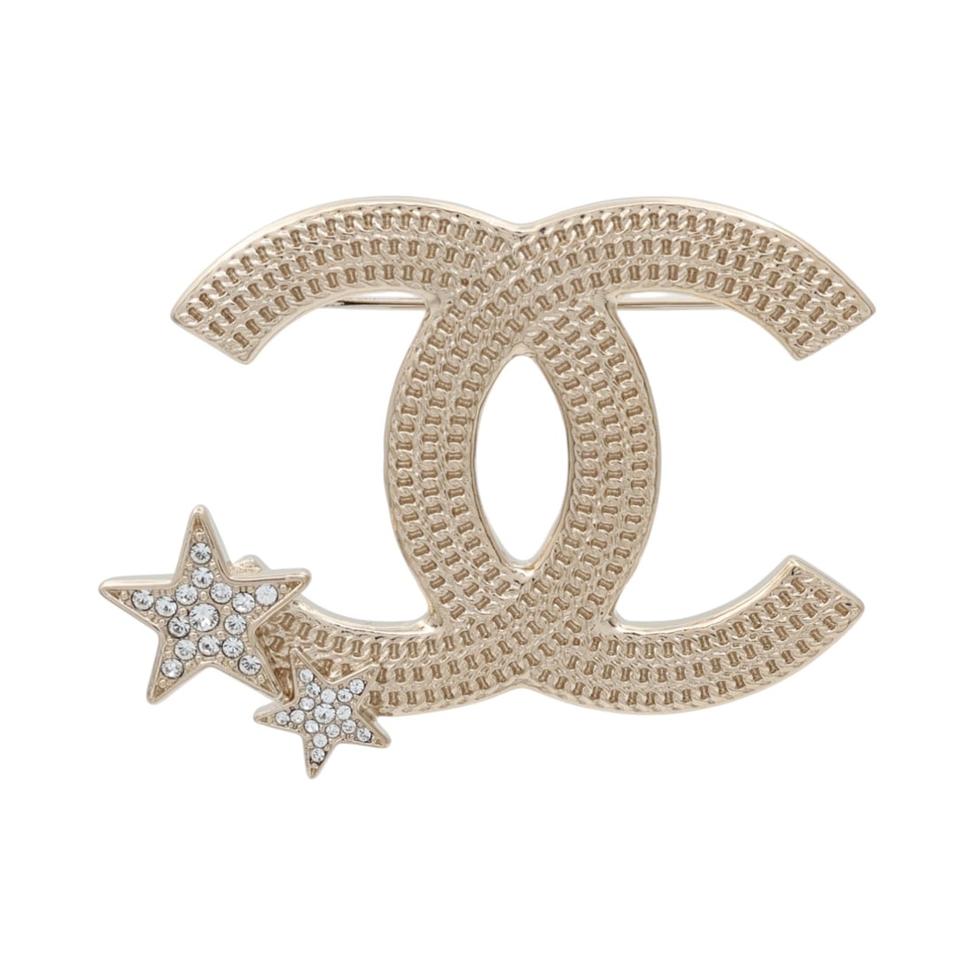 CHANEL B23B CC Gold Tone Metal Brooch with Box: CHANEL B23B CC Gold Tone Metal Brooch with Box CHANEL CC brooch in gold-tone metal with the B23B date code. This women's brooch includes a storage box and is noted in AB very good condition. Specifica