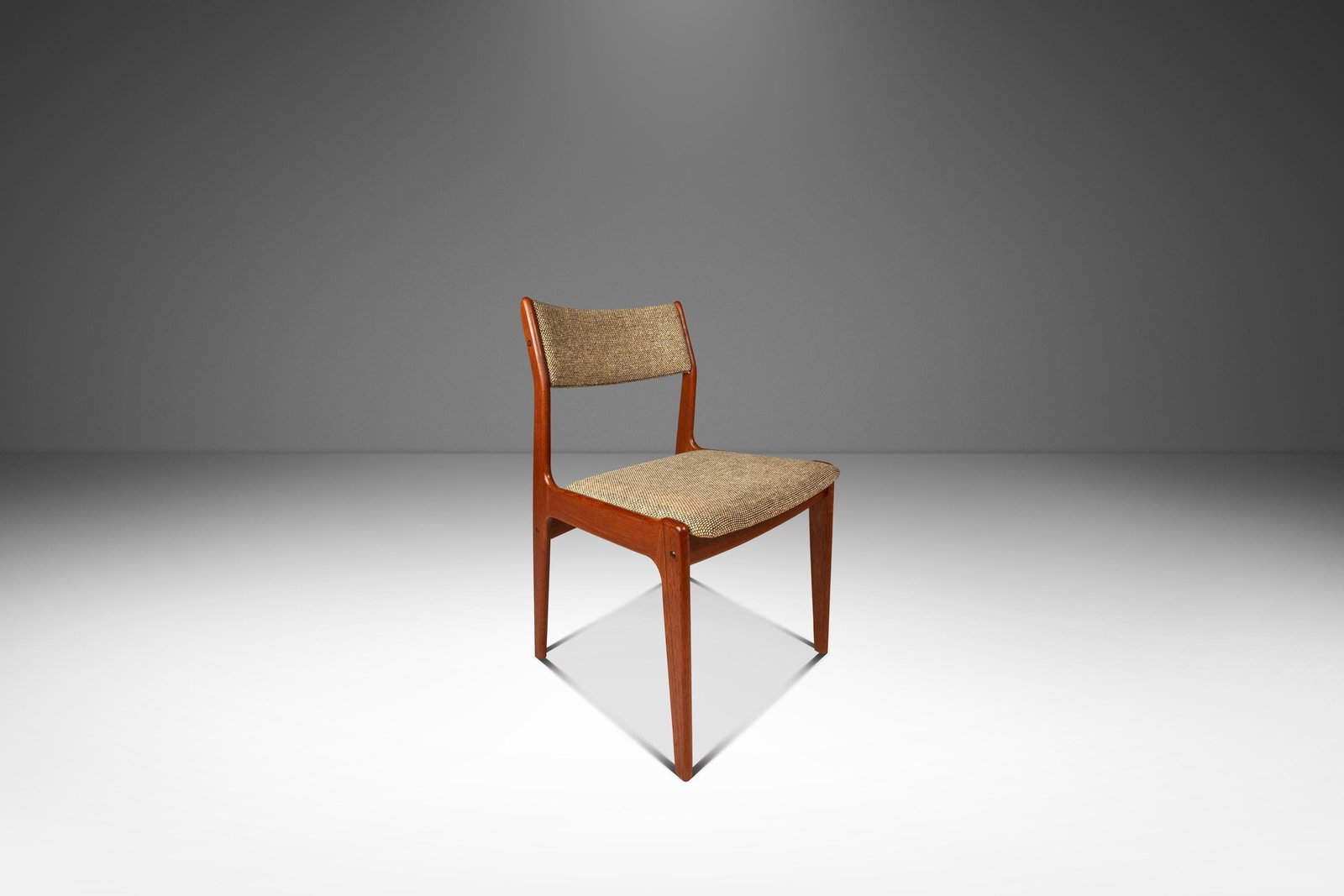 Solid Teak Danish Modern Chair with Oatmeal Upholstery by Scandinavia Woodworks 1970s: Solid Teak Danish Modern Chair with Oatmeal Upholstery by Scandinavia Woodworks 1970s This Danish Mid-Century Modern chair by Scandinavia Woodworks Co. features a solid teak frame with warm, honeyed t